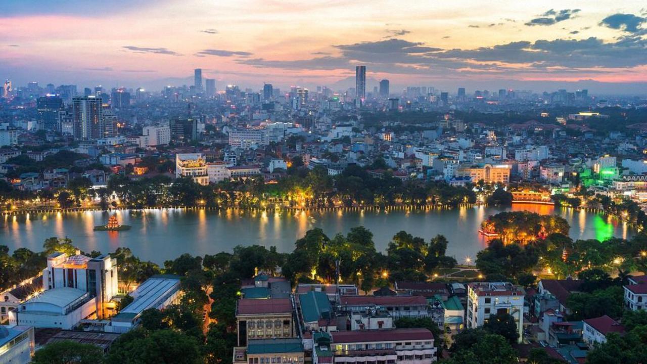 Galaxy Hanoi Hotel & Apartment - 12 Ngo 80 Tran Duy Hung エクステリア 写真